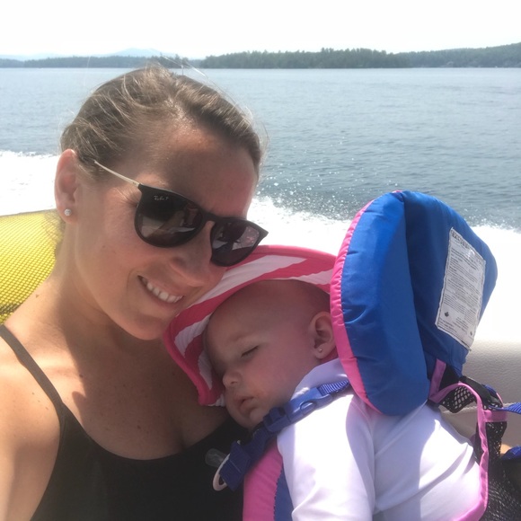 Meet your Posher, Amanda - Picture 1 of 1